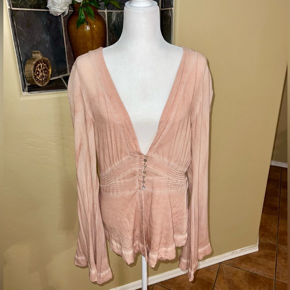 Free People Bell Sleeve Peasant Blouse Size Large - Picture 3 of 10